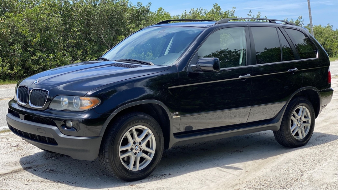 A 2005 BMW X5 car auctions