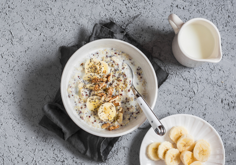 oatmeal with bananas