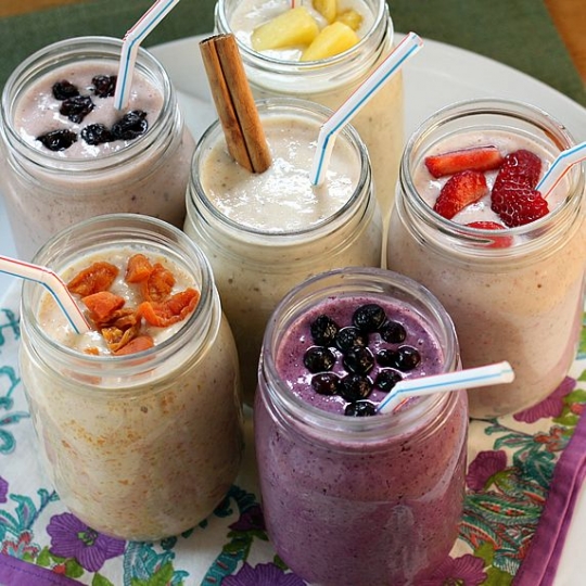 Healthy oatmeal smoothie