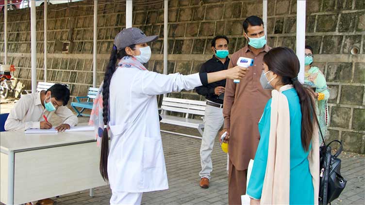 Pakistan reports 371 coronavirus cases, 1 death in    24 hours – Pakistan