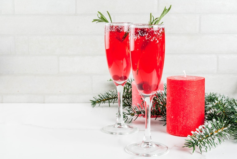 healthy cocktail cranberry mimosa