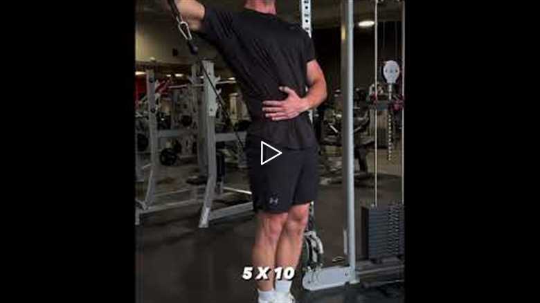 Grow your chest and shoulders with this workout #chestday #shoulderworkout