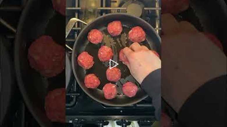 Easy & Delicious Meatballs  #recipeoftheday #recipes