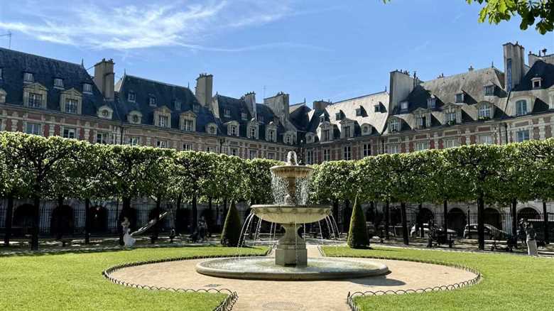 There are 14 things to do in Paris that are off the beaten path.
